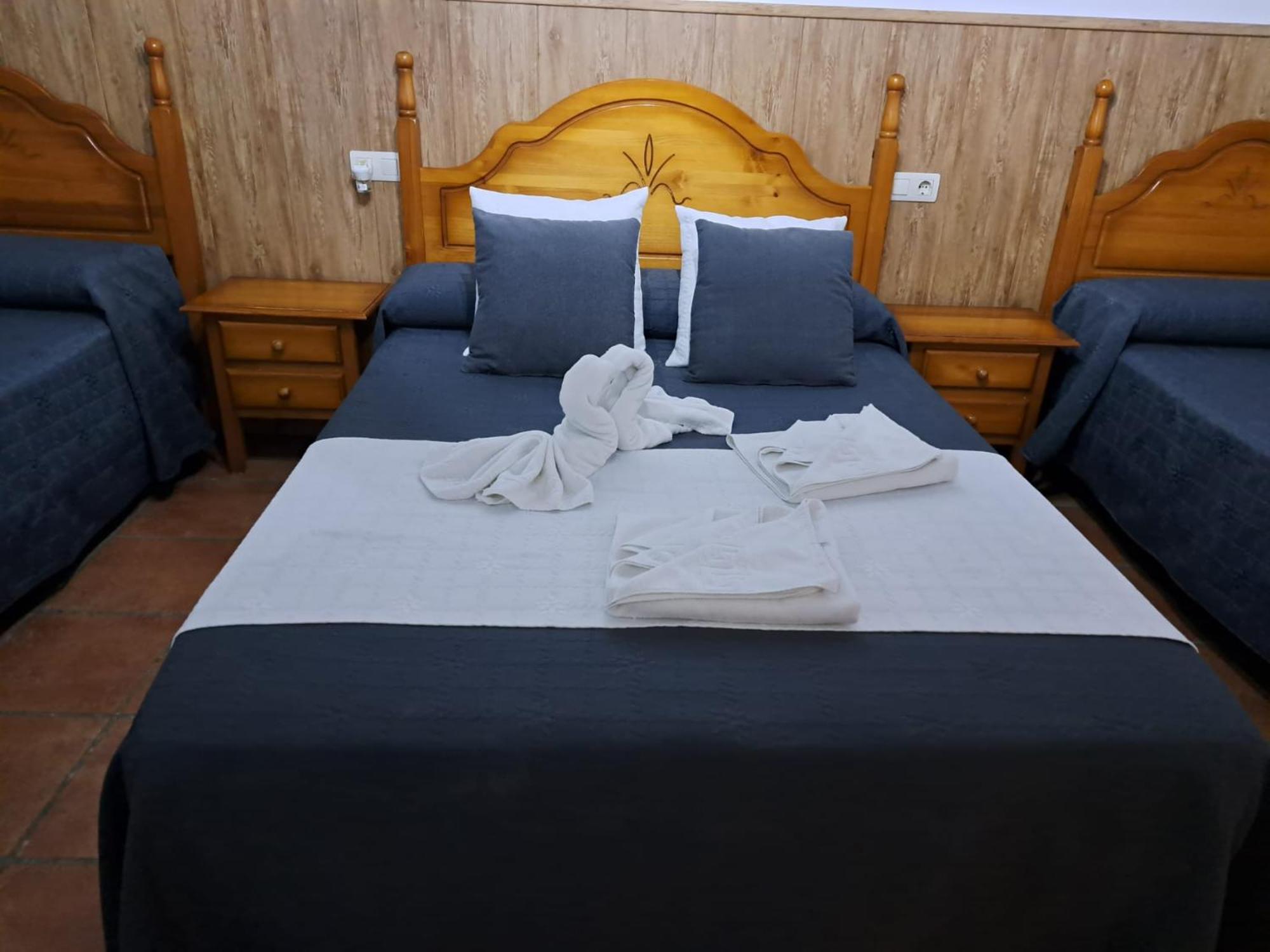 Hostal Brenaverde Gaucín Exteriér fotografie
